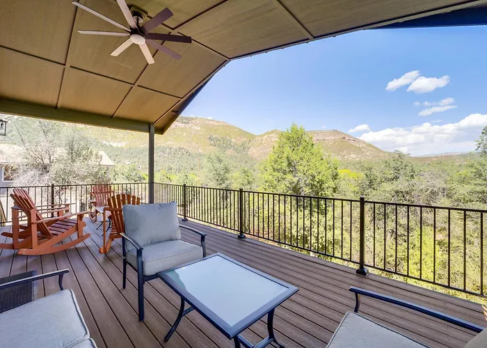 Vakantiehuis Games & Outdoor Seating: In Scenic Payson! Payson